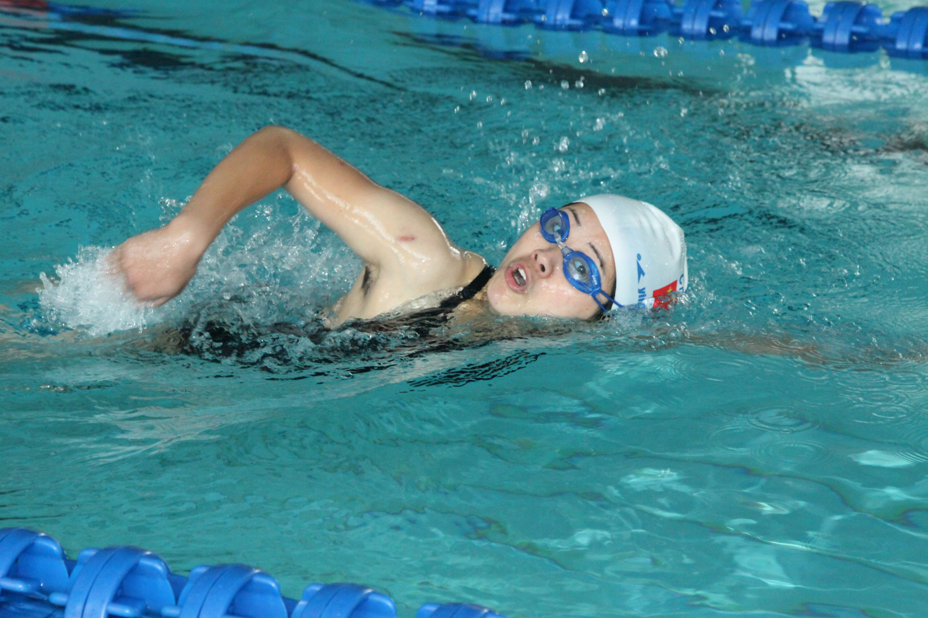 �����е�����м����˶�����Ӿ����